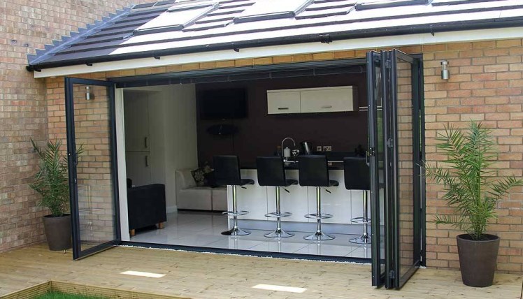 aluminium bifold doors